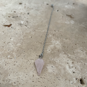 Rose Quartz Pendulum | Pendulum Crystal pendulums are an incredible spiritual tool to help you get connected with your higher self or spirit guides.| Newcastle NSW | Lake Macquarie NSW | New Age | Metaphysical